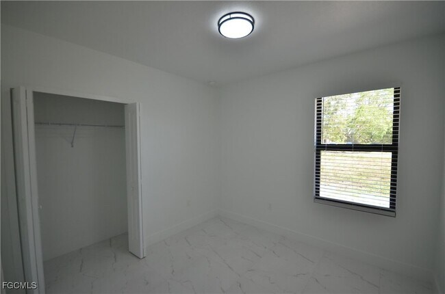Building Photo - 2188 Barker Blvd