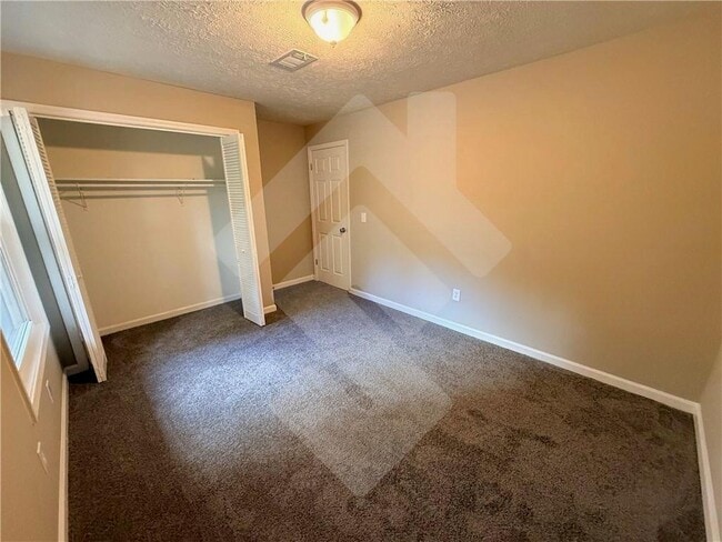 Building Photo - 899 Pastel Dr SW