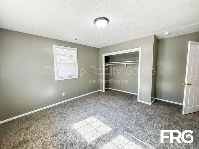Building Photo - 416 N Kornegay St