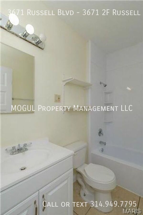 Building Photo - 3671 Russell Blvd