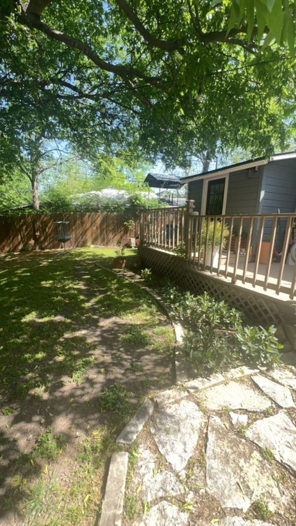 Building Photo - 3 Bedroom Home in Crestview!