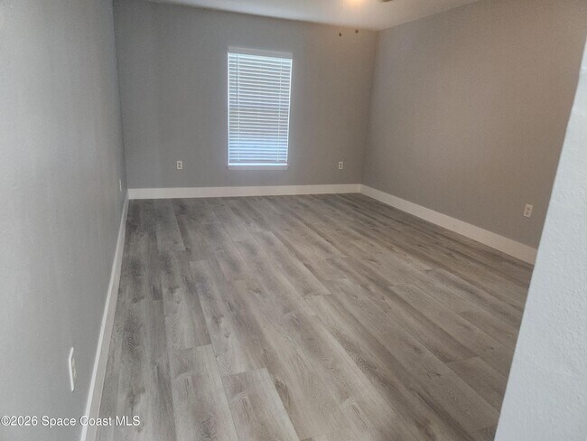 Building Photo - 4636 Four Lakes Dr