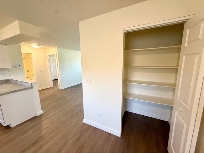 Building Photo - 4950-4956 Basswood Drive