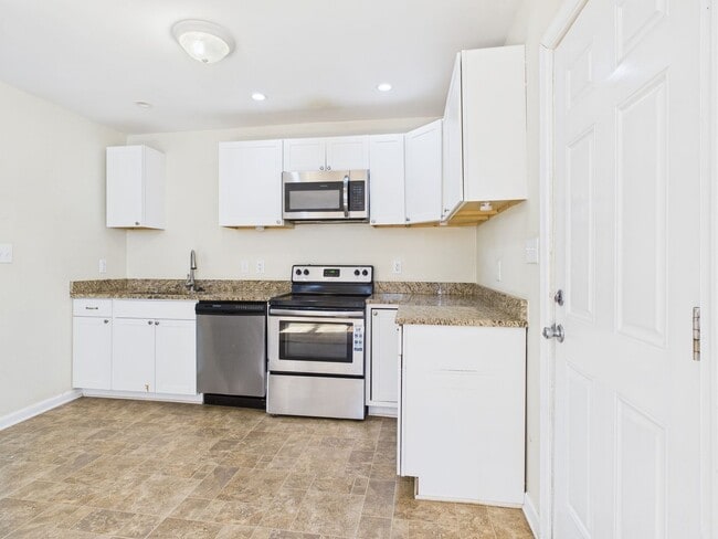 Building Photo - 604 W Vine St