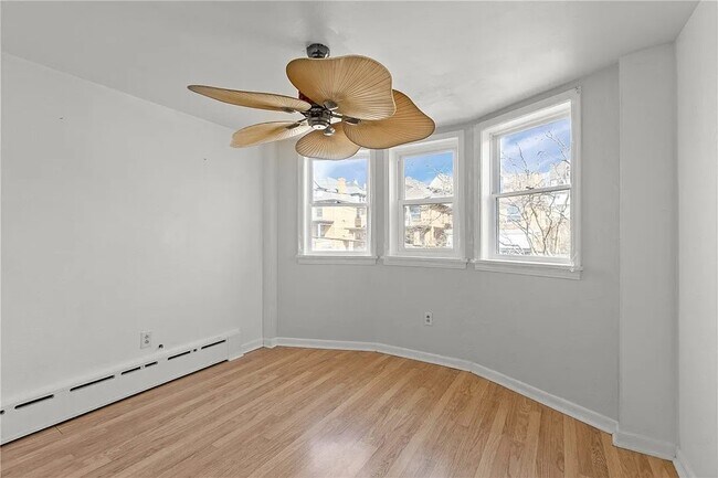 Building Photo - 207 Giffin Ave