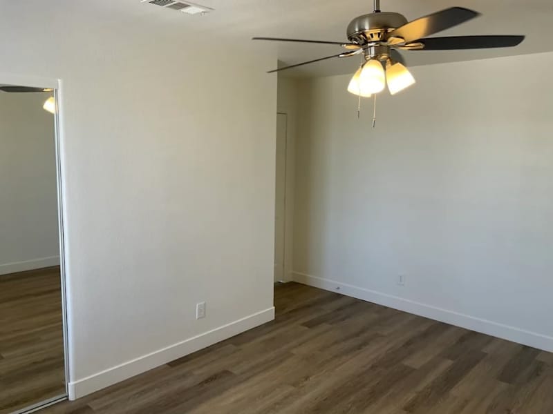 Building Photo - 3320 Twin Bridges Ct