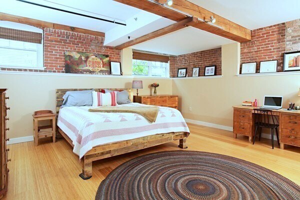 Building Photo - 22 Cottage Park Ave