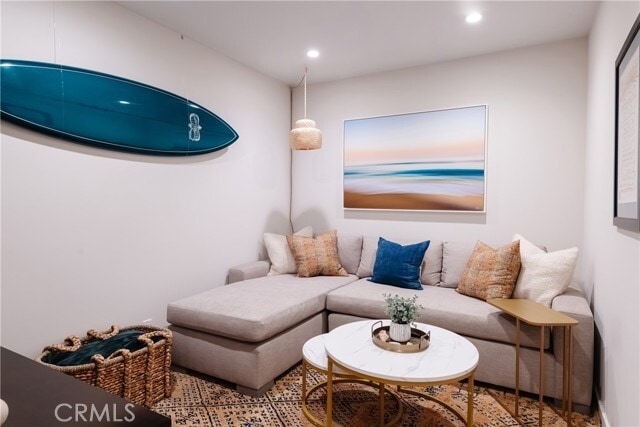 Building Photo - 105 Bayview Dr