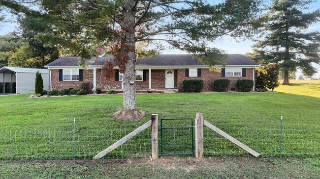 Building Photo - 995 Leadmine Rd