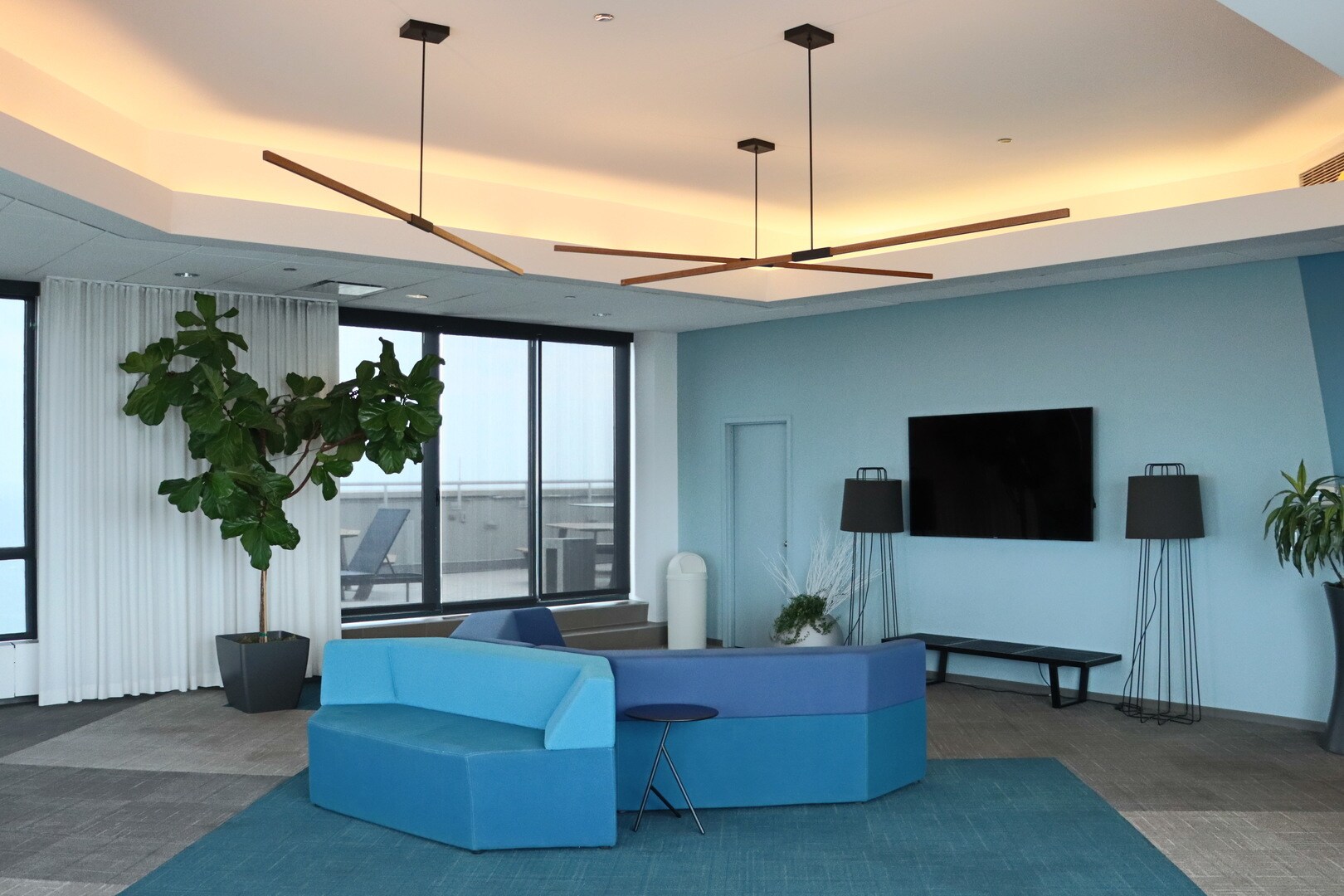Building Photo - 3660 N Lake Shore Dr
