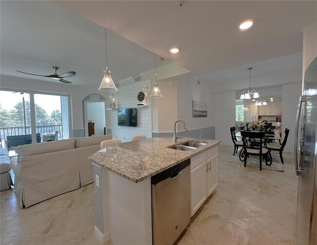 Building Photo - 14091 Heritage Landing Blvd