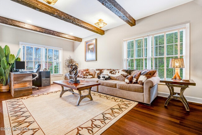 Building Photo - 909 Brookside Ave