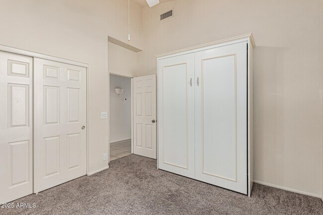 Building Photo - 9069 W Behrend Dr