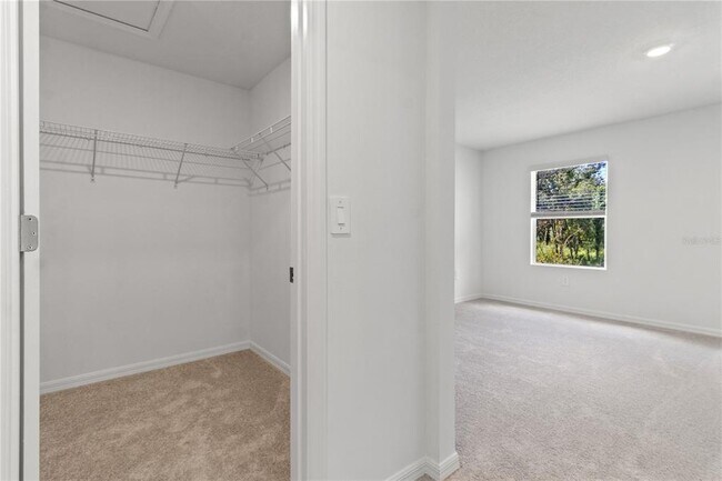 Building Photo - 36064 Risa Michele St