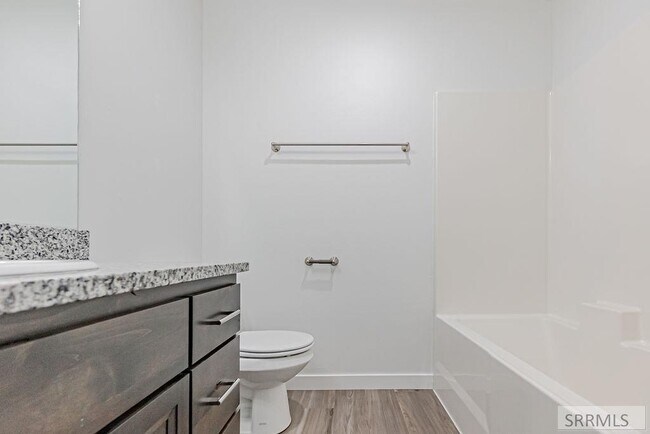 Building Photo - 564 Trails End