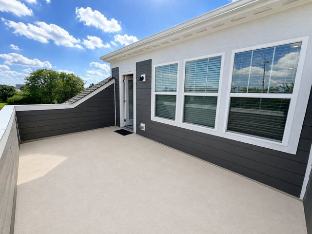 Building Photo - 2104 Weatherbee Ln
