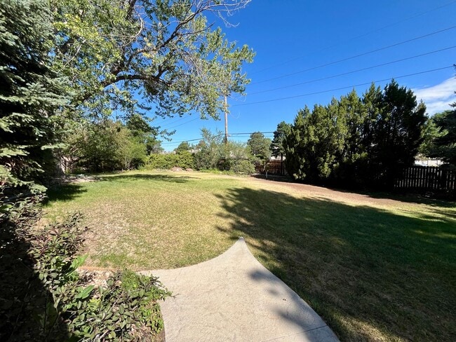 Building Photo - Beautiful 4 bed 2.5 bath in Hampden neighborhood!