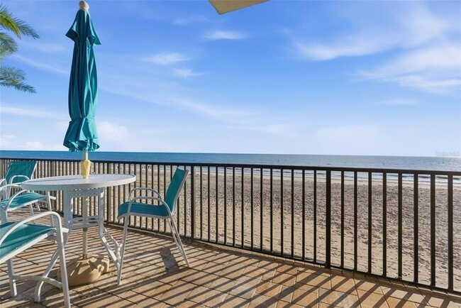 Building Photo - 15462 Gulf Blvd