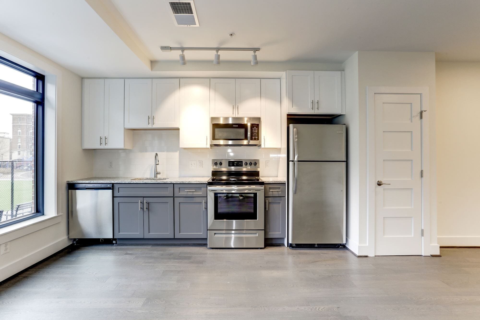 Building Photo - 1521 17th St NW