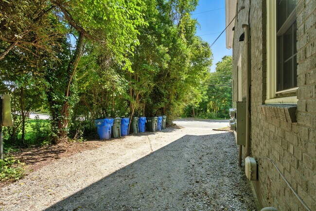 Building Photo - 1106 Garner Rd