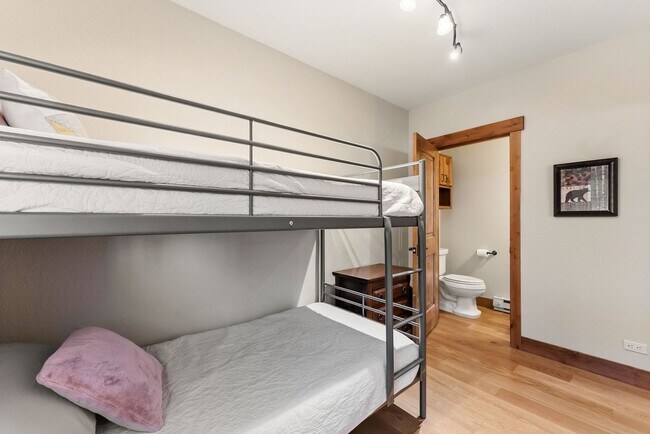 Building Photo - Breck 3-bedroom home with views! 12 month lease!