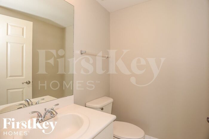 Building Photo - 24521 SW 110th Ave