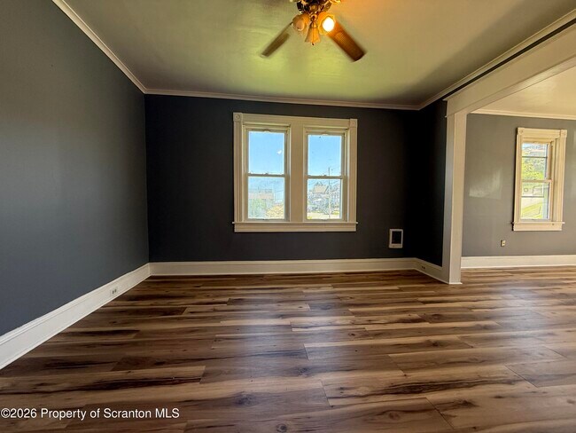 Building Photo - 1706 Prospect Ave