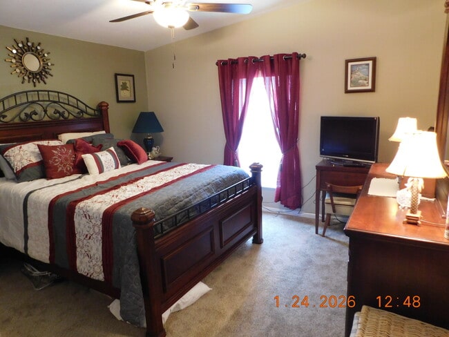 Building Photo - 414 Sioux Blvd