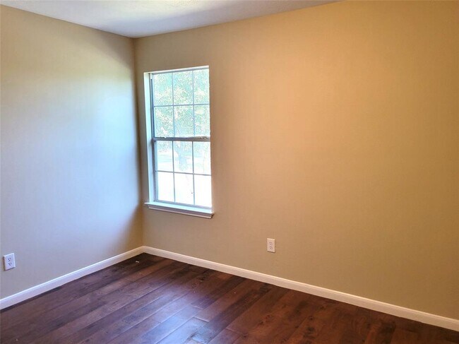 Building Photo - 3907 Portman Glen Ln