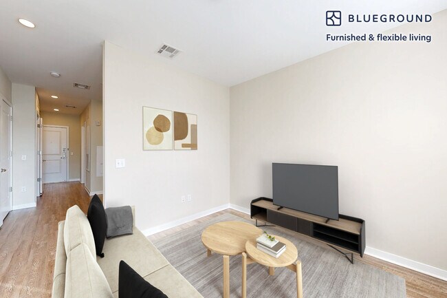 Building Photo - 79 Alexander St