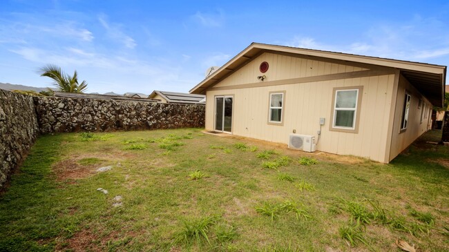 Building Photo - Mililani - 4bdrm/2bath with attached garag...