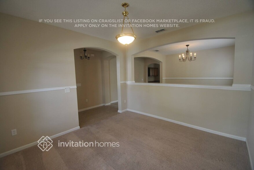 Building Photo - 3805 Westridge Dr