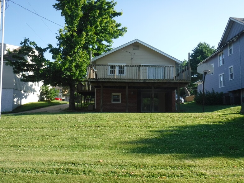 Building Photo - 3008 Miller Ave
