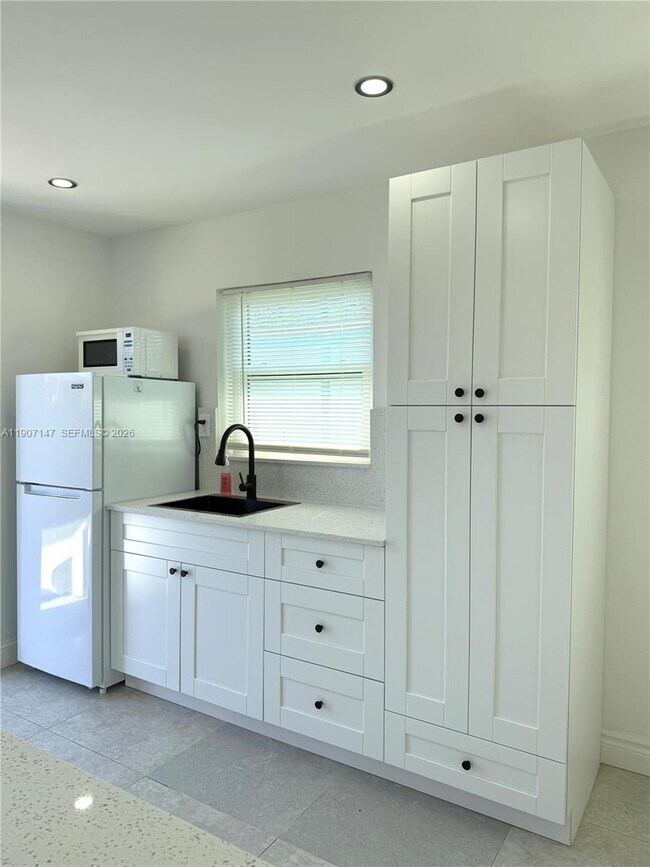 Building Photo - 10040 SW 198th St