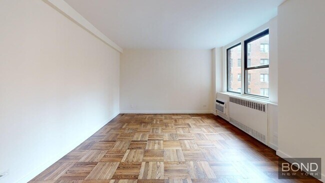 Building Photo - 435 E 79th St