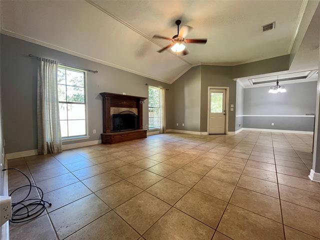Building Photo - 708 Quiet Cove Cir