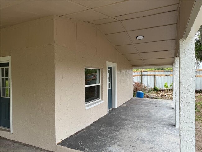 Building Photo - 17936 State Rd 52