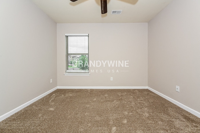 Building Photo - 230 Emporia Loop