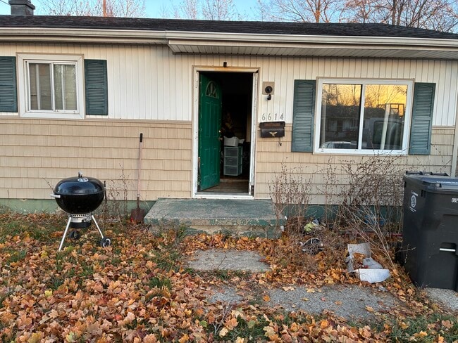 Building Photo - 6614 Elmridge Dr