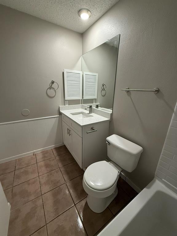 Building Photo - 12310 Willow Wild Dr