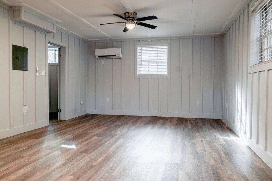 Building Photo - 1689 Timber Lake Rd NW