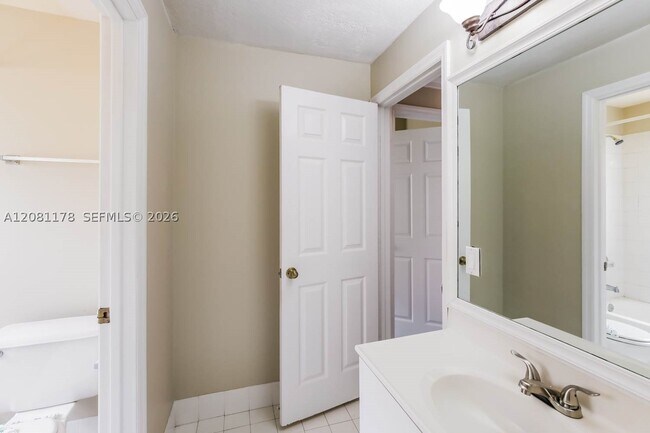 Building Photo - 13081 SW 54th Ct