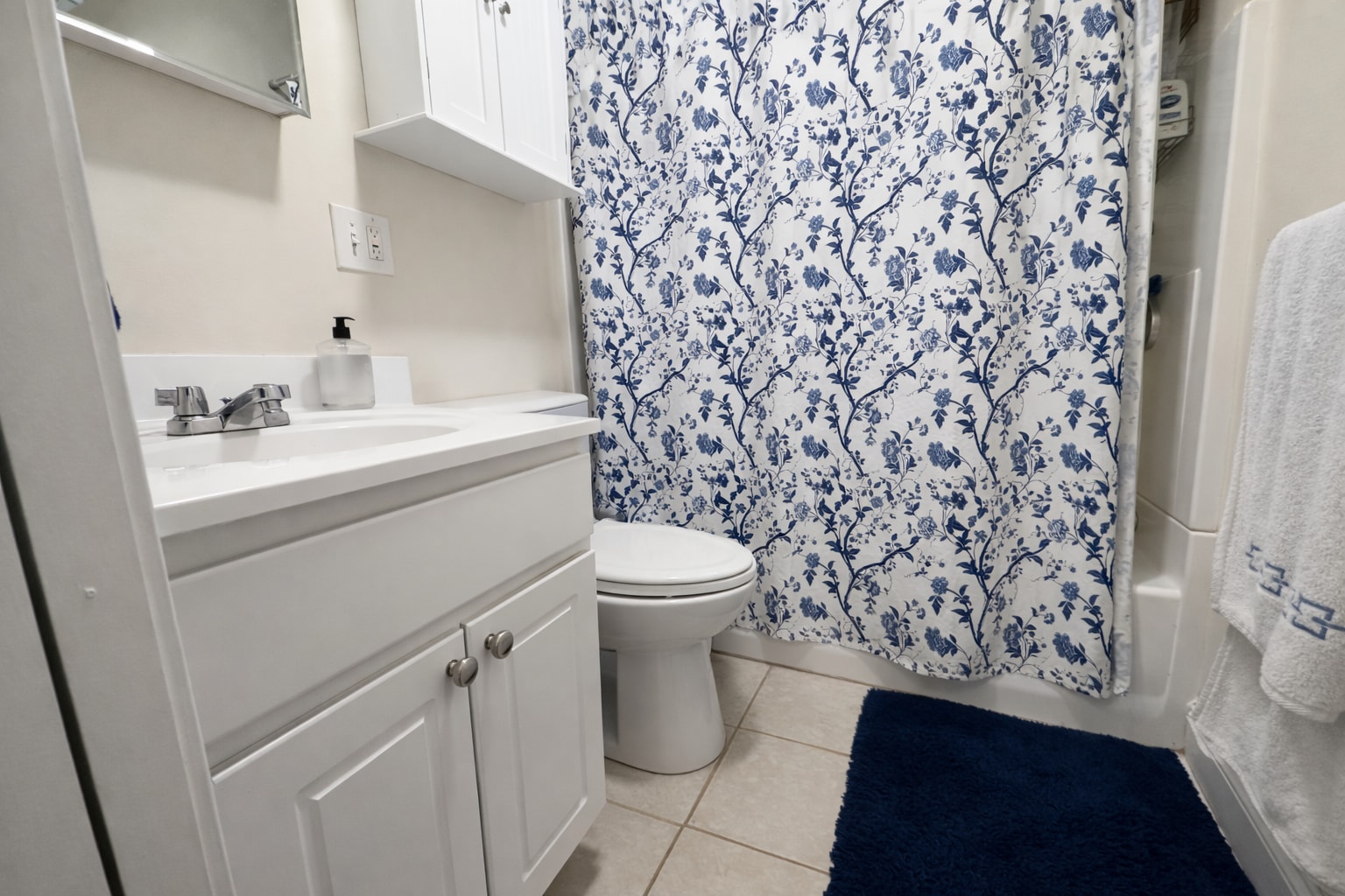 Building Photo - 1054 Cambridge St