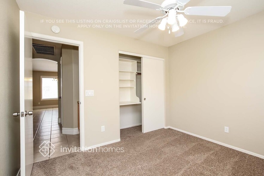 Building Photo - 14003 N 133rd Dr