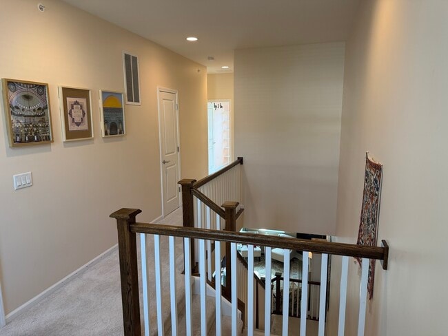 Building Photo - 463 Timber Trail Ct