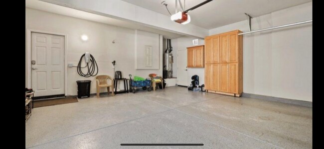 Building Photo - 4036 Escatta Ave