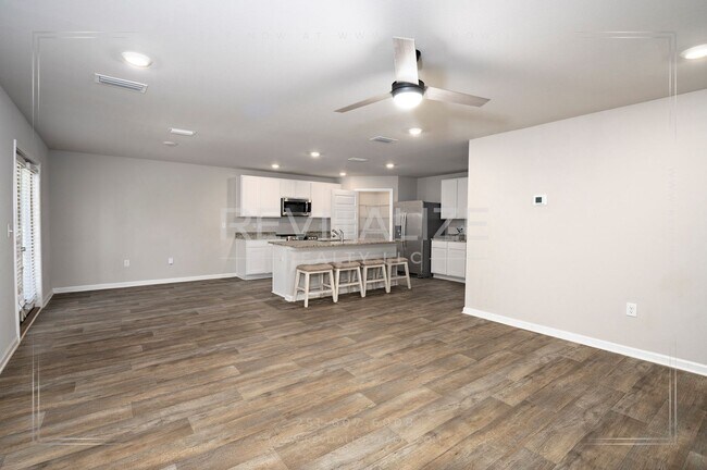 Building Photo - Dream 2-Story 5 BD 3 BA House in Spanish Fort!