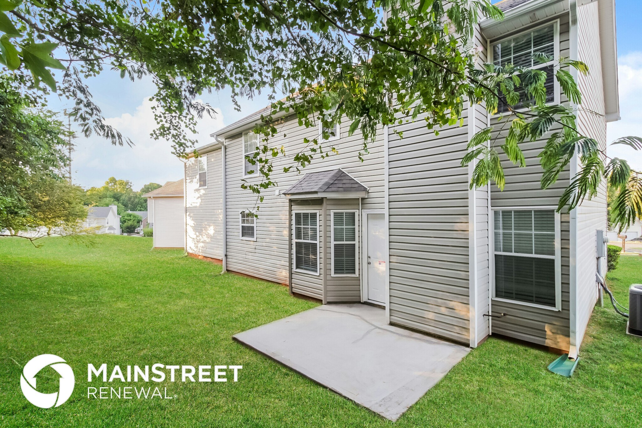 Building Photo - 6251 Village Trace