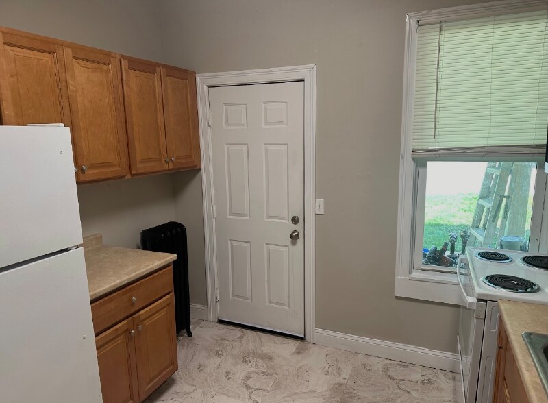 Building Photo - 28 Highland Terrace