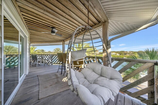 Building Photo - 10 Gulf Blvd